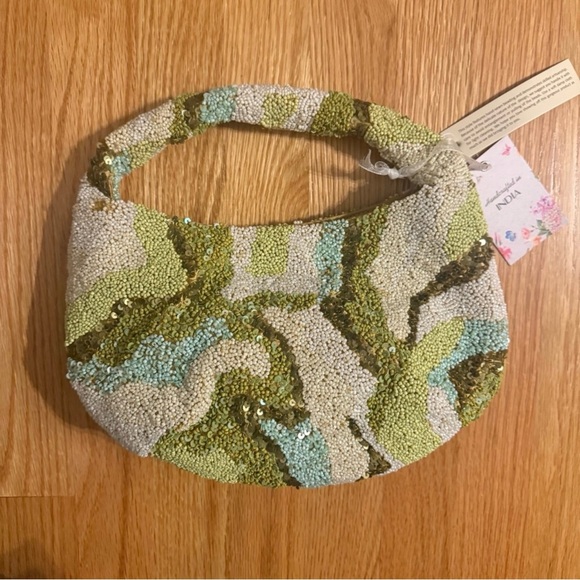 Viral Beaded Bag - Picture 2 of 6